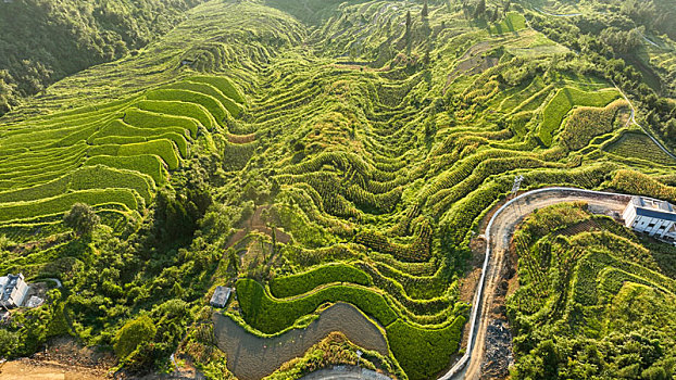 重庆酉阳,日月同辉绘美景