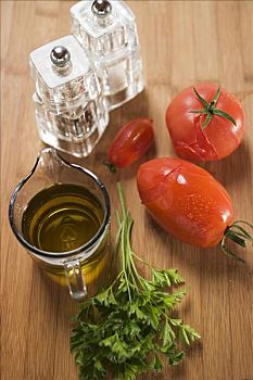 番茄酱,成分,西红柿,西芹,橄榄油,盐