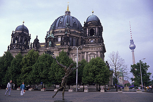 德国,柏林大教堂,电视塔