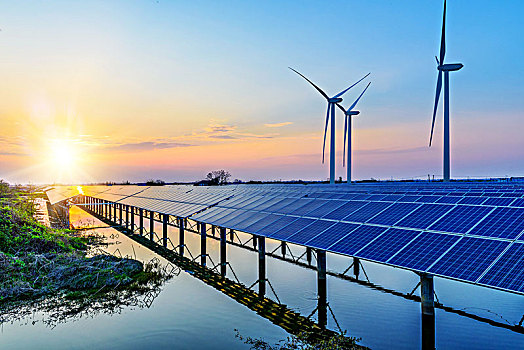 太阳能电池板和风力发电设备