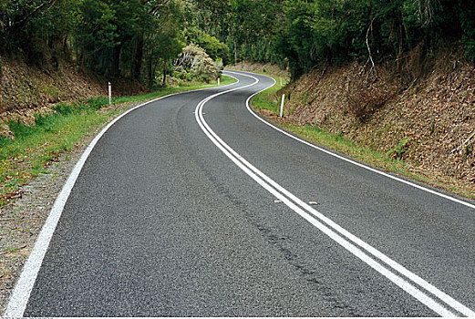 道路