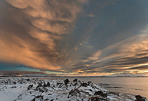 夕阳湖,米湖,冰岛高地,冬天,火山岩,岩石构造,大幅,尺寸