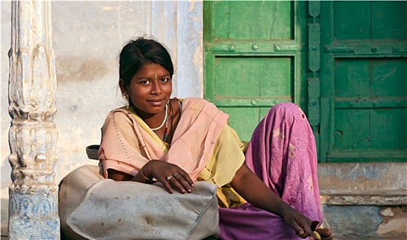 年轻,微笑,印度女人,街上,普什卡,拉贾斯坦邦,印度