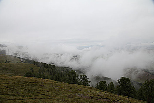 东天山云海奇观