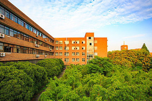 宁波大学,大学,学府,教育,房子,阳光,天空