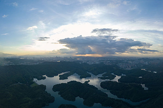 清晨时分的广东惠州市红花湖景区航拍风光