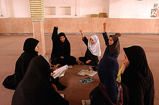 学识,移动,学习班,阿富汗,女孩,居民区,城市,省,伊朗,一月,2004年
