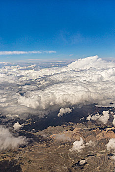 航拍高原山川雪山