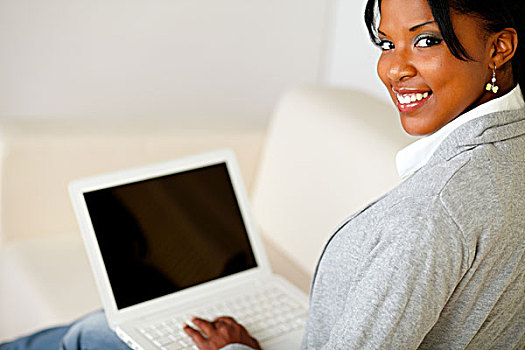 美女,黑人女性,工作,笔记本电脑