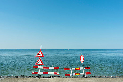 交通标志,海岸线