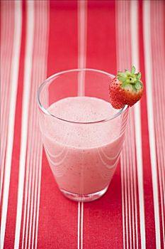 草莓牛奶,玻璃杯,清新,草莓,边缘