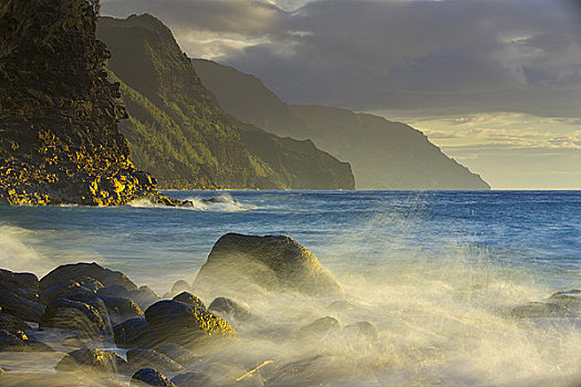 岩石构造,海岸,纳帕利海岸,考艾岛,夏威夷,美国