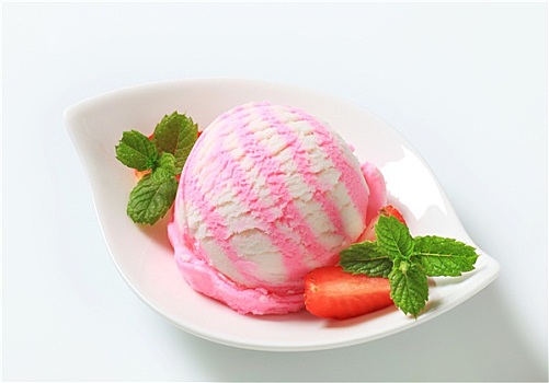 草莓酸奶,冰淇淋