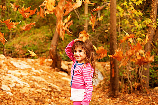 可爱,小女孩,秋日树林