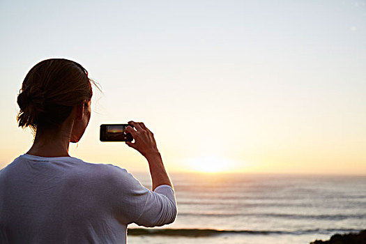 女人,摄影,日落,上方,海洋,拍照手机