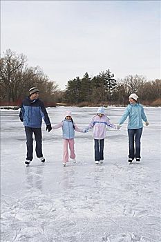 家庭,滑冰