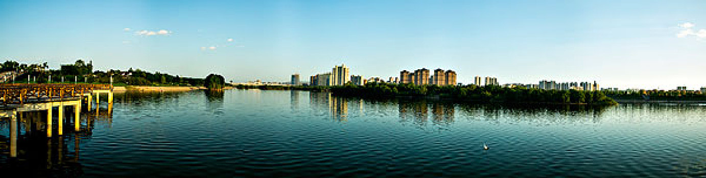灞河两岸