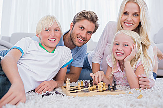 微笑,家庭,玩,下棋,一起,客厅