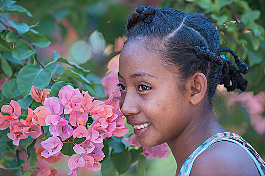 马尔加什人,女孩,15-16岁,穆龙达瓦,省,马达加斯加,非洲