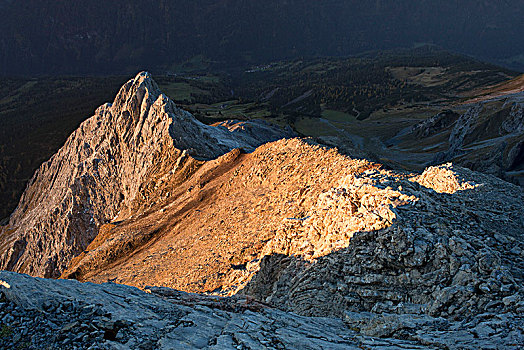 顶峰,日出,阿尔卑斯山,提洛尔,奥地利