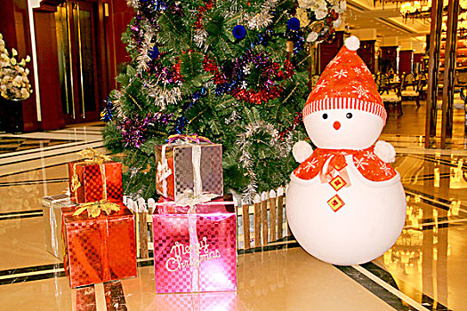 圣诞树雪人礼品盒