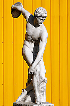 雕塑,希腊,铁饼,掷,后面,黄色,金属,巴登符腾堡,德国,欧洲