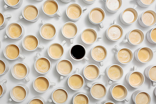俯拍,咖啡杯,牛奶,中心,杯子,黑咖啡
