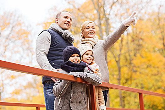家庭,孩子,季节,人,概念,幸福之家,指向,秋天,公园
