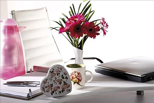 书桌,花束,包裹