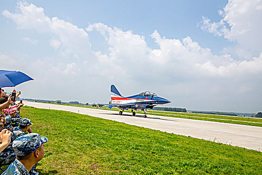 飞机航空表演