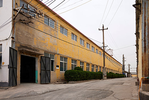河北省邯郸市采用现代环保陶瓷生产技术的新厂区及车间