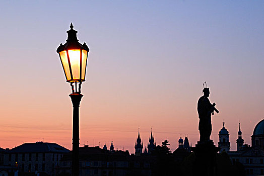 灯笼,桥,黎明,老城,世界遗产,布拉格,捷克共和国,欧洲