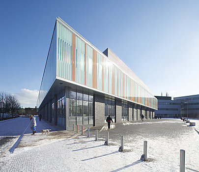 新,大学,伊普斯维奇,英国,2009年,外景,建筑,雪,展示,线条,玻璃幕墙