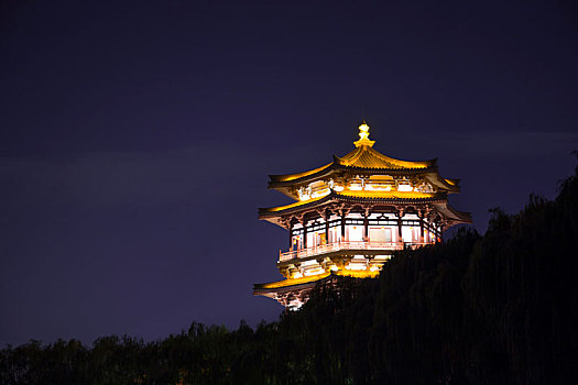 仿古建筑夜景