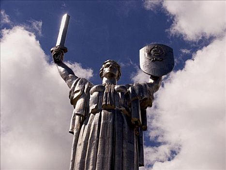 乌克兰,基辅,母兽,雄伟,纪念,钢铁,剑,发光,特写,蓝天,云,2004年