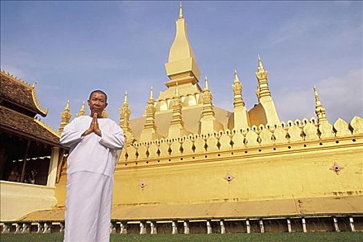 老挝,万象,塔銮寺,黄金,庙宇,女僧侣,站立,正面,合掌