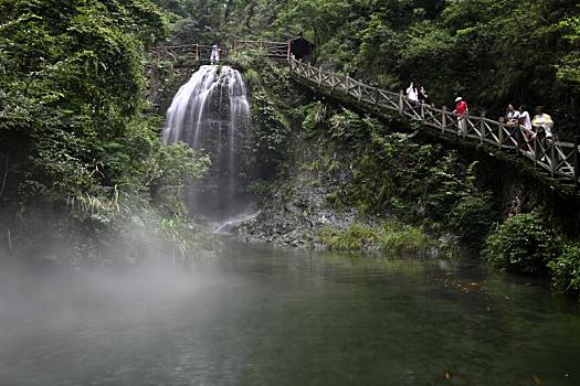 雁荡山灵岩景区瀑布