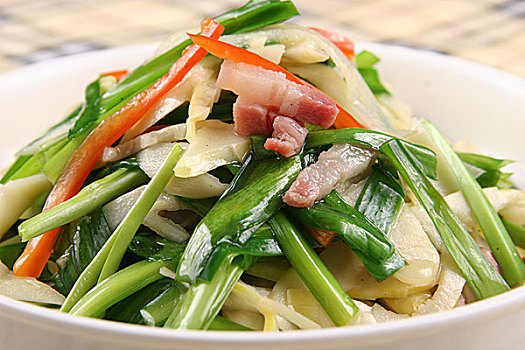 韭菜春笋炒咸肉