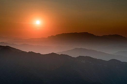 重庆万盛黑山谷的落日