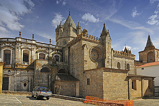 葡萄牙,大教堂