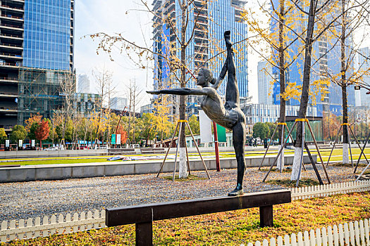 平衡木运动雕塑,南京市国际青年文化公园