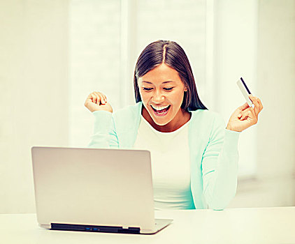 网上购物,银行,商务,高兴,人,概念,微笑,女人,笔记本电脑,信用卡