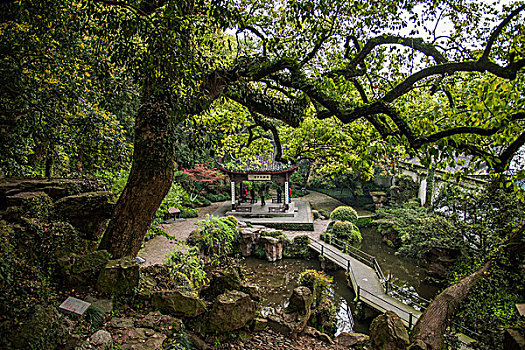 杭州西子湖畔中山公园