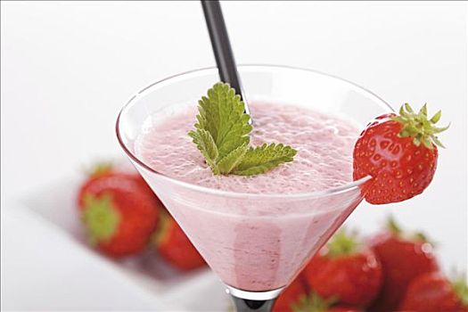 草莓奶昔,草莓,碗