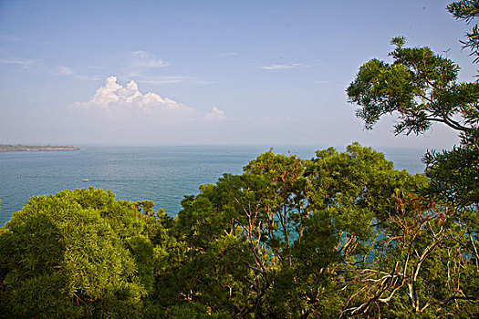 涠洲岛,北海,南海,海水,平静,热带风光,清澈,碧海,蓝天,白云,沙滩,奇观,景点,壮观,海岛