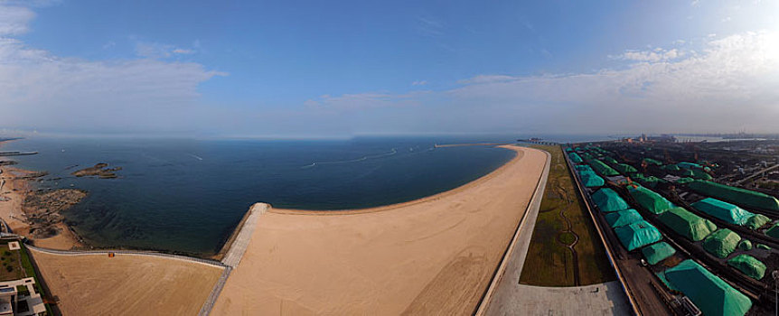 碧波万顷的日照海龙湾,1800多米的金沙滩宛如城市金腰带