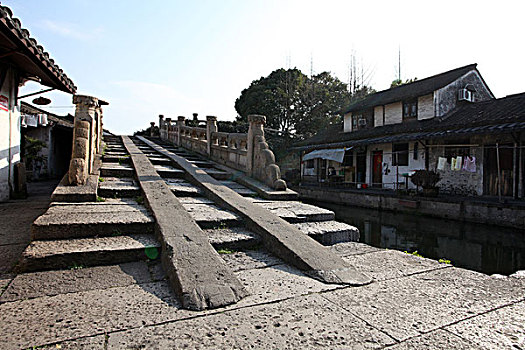 绍兴,古城,古文化街区,建筑,房子,民房,住宅,河道,小桥,流水,破旧,年久,特色,八字桥,完整,文物