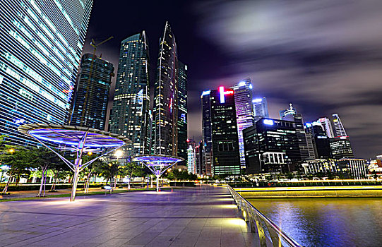 新加坡城,黄昏