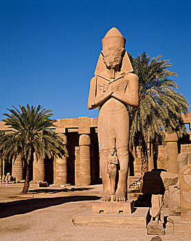 埃及,路克索神庙,卡尔纳克神庙,阿蒙神庙,女儿