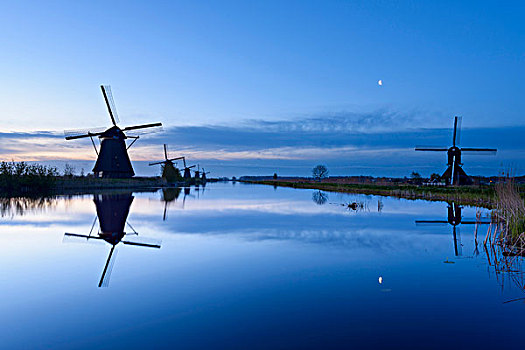 风车,黎明,月亮,小孩堤防风车村,荷兰南部,荷兰